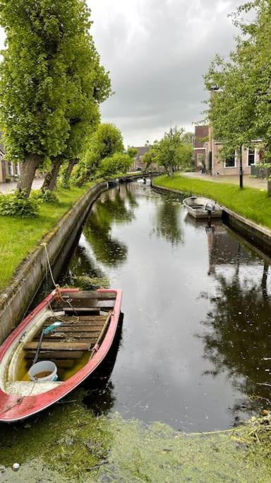 Puur Eastermar - Monumentaal, Authentiek En Luxe Koetshuis Aan Open Vaarwater Met Jacuzzi En Sauna Oostermeer Eksteriør billede